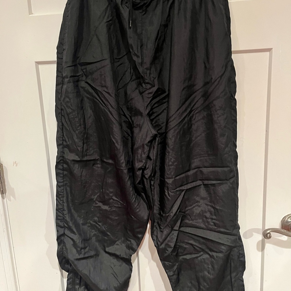 Red and Black Windbreaker Tracksuit size 1x - Picture 4 of 7
